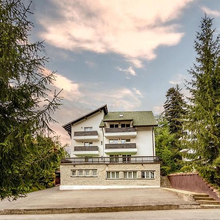 Dinvis Apartments Poiana Brasov Esterno foto