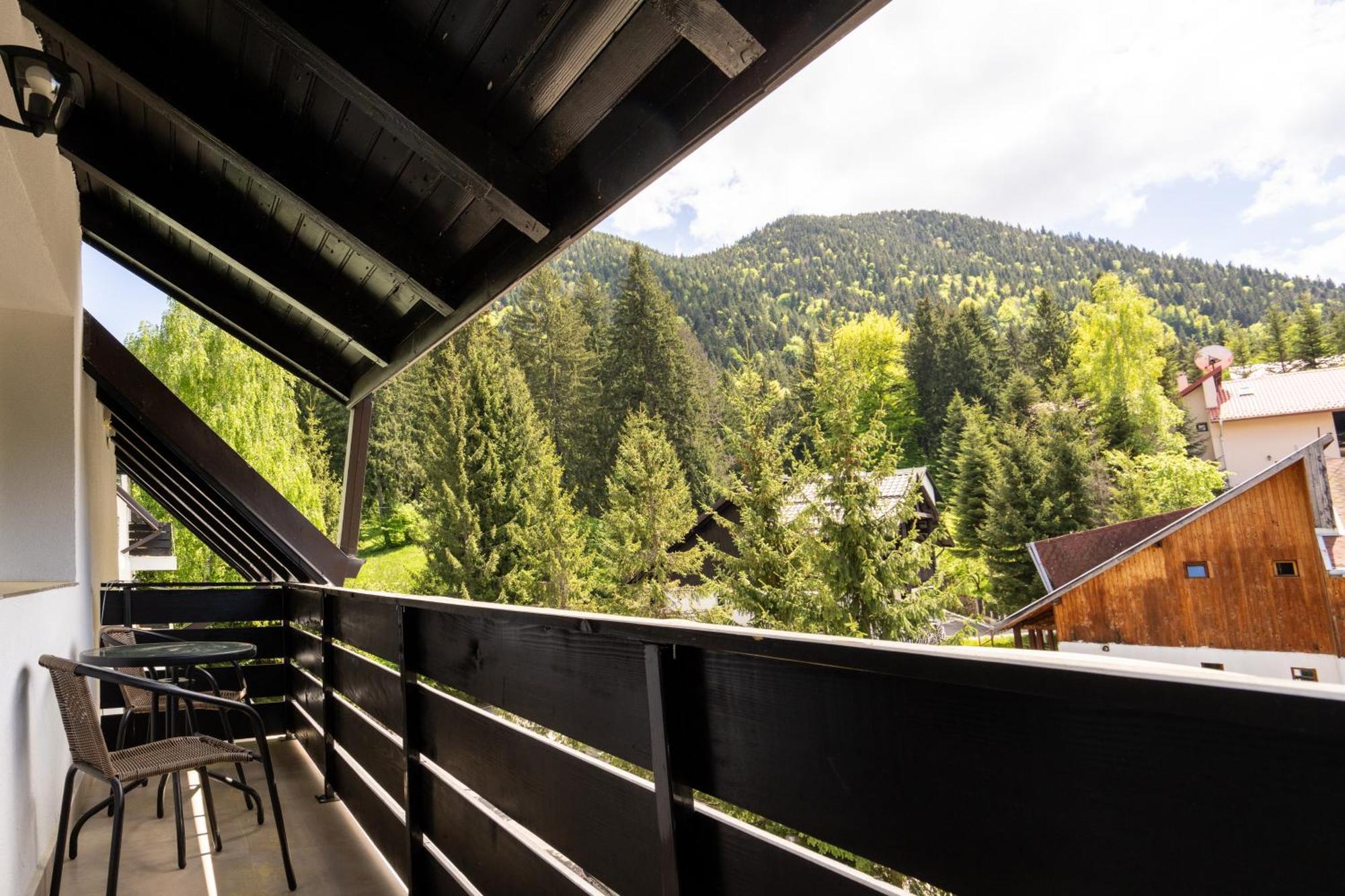 Dinvis Apartments Poiana Brasov Esterno foto