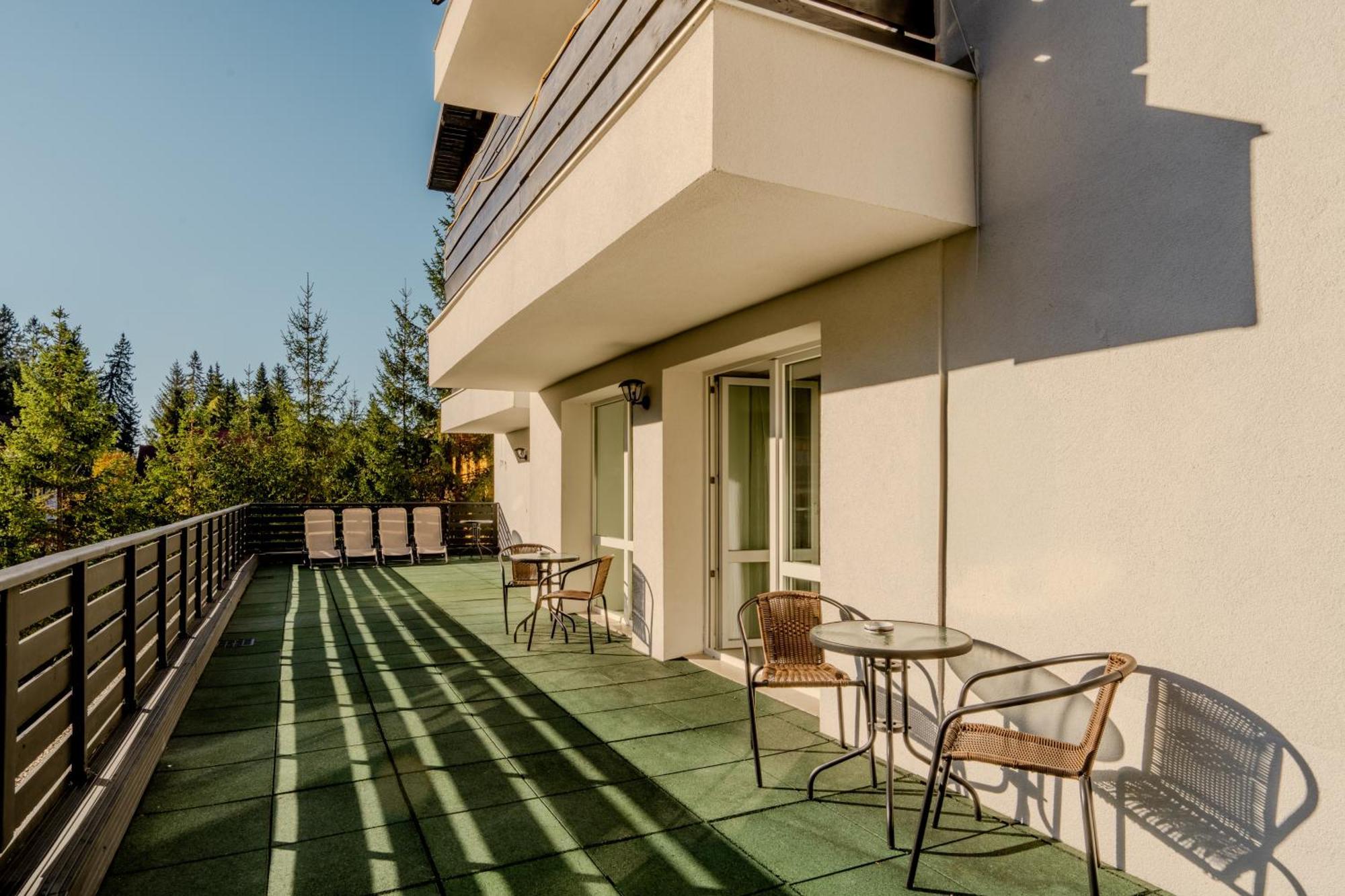 Dinvis Apartments Poiana Brasov Esterno foto